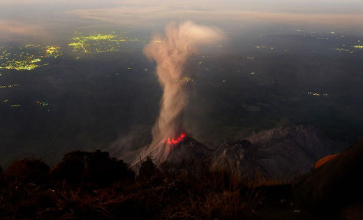 Santiaguito, an active lava dome on Guatemala's Santa María Volcano