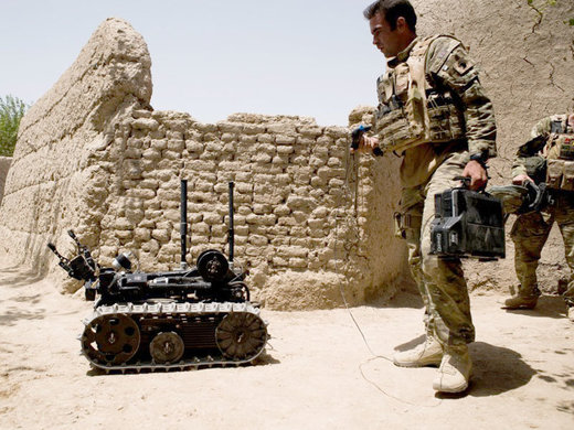 OTAN en Libye minirobot