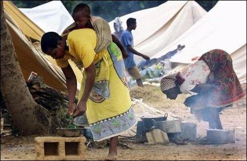 Camp de réfugiés à Chiaquelane au Mozambique.