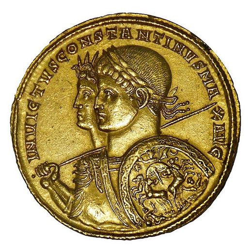 Pièce de monnaie en or représentant Constantin et Sol Invictus
