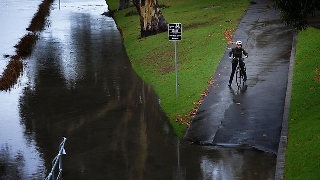 Flooding Yarra, Melbourne,Australie,01.06.2013