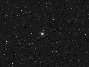 La nova Delphini 2013 photographiée à l'aide d'un télescope de 150 mm.