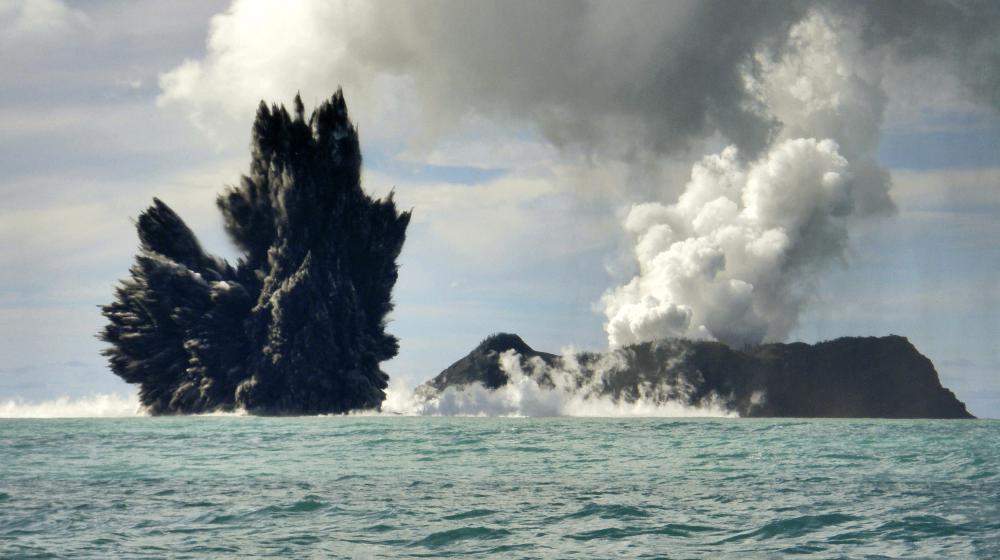Eruption volcan sous-marin Tonga 2009
