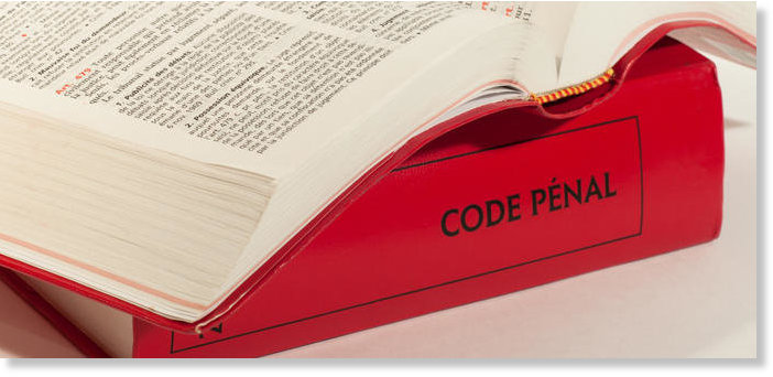 Кодекс 1992. Code Penal France. Уголовный кодекс Франции. Penal code of the USA. Кодекс класса.