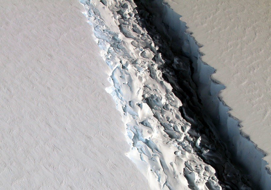 Laren C Ice shelf