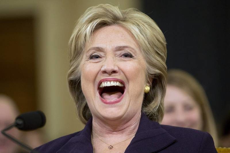 Cliquer pour agrandir Clinton