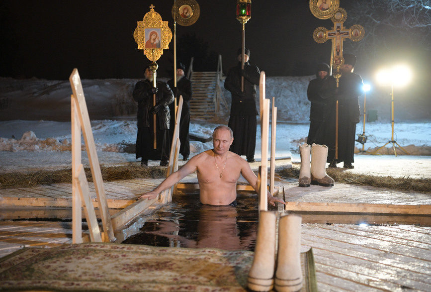 Vladimir Poutine cold water Epiphaie