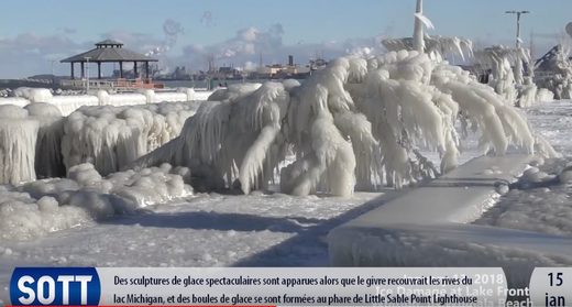 Sculptures de glace lac Michigan janvier 2018