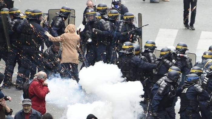 riot, Paris