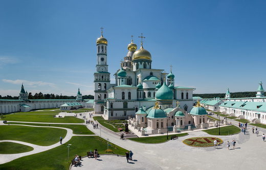 Cliquer pour agrandir Voskresenski sobor