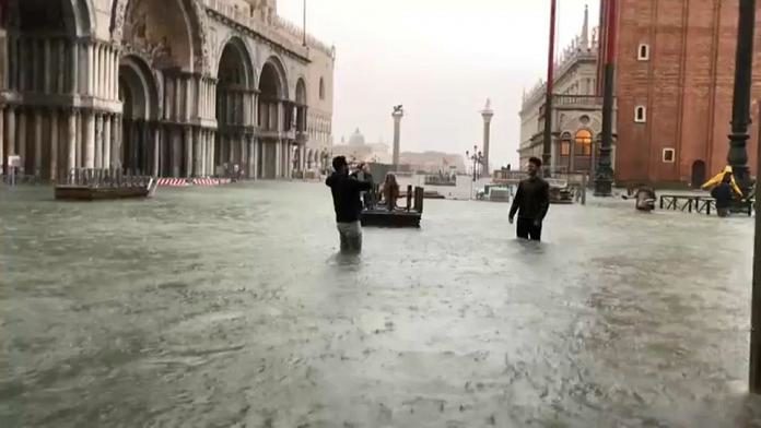 flood, Italia
