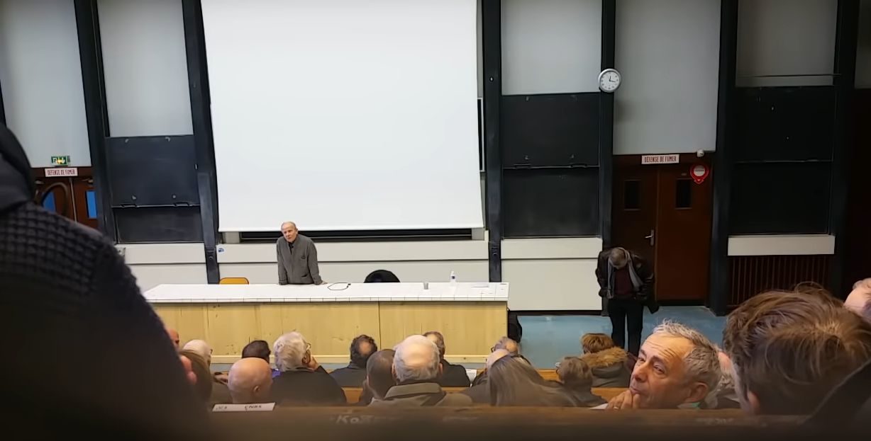 Marc Lachièze-Rey, directeur de recherche au Cnrs
