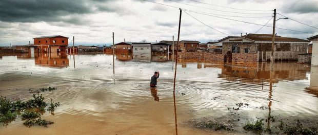 Cliquer pour agrandir The floods in Iran cause damages