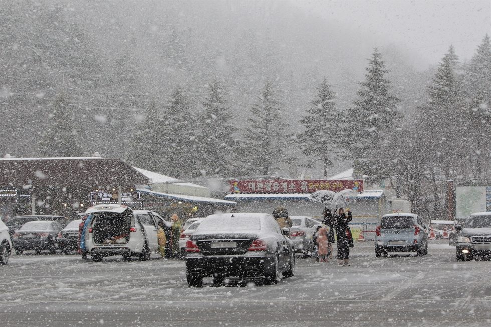 snow