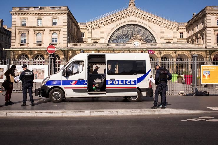 police, France