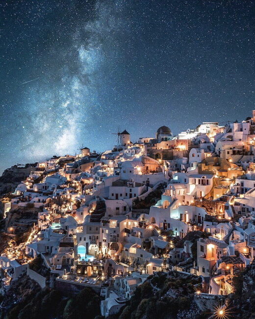 In a parallel universe (Santorini)