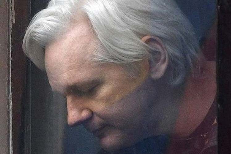 assange