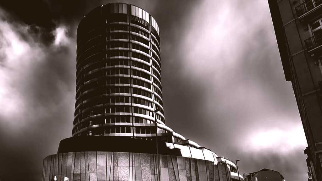 la tour de la Banque des règlements internationaux à Bâle