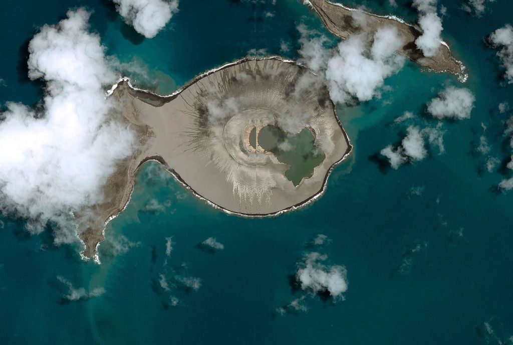 volcan tonga