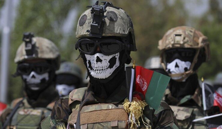 soldats avec masques