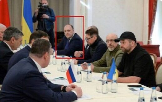 Les néo-nazis exécutent un membre de la délégation de paix ukrainienne Voltairenet_org_1_271_da691