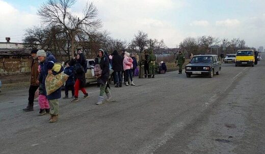 Donbass - Les civils évacuent Marioupol et révèlent les méthodes de combat des néo-nazis du régiment Azov Marioupol2_18032022