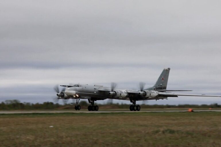 bombardier stratégique russe tu-95