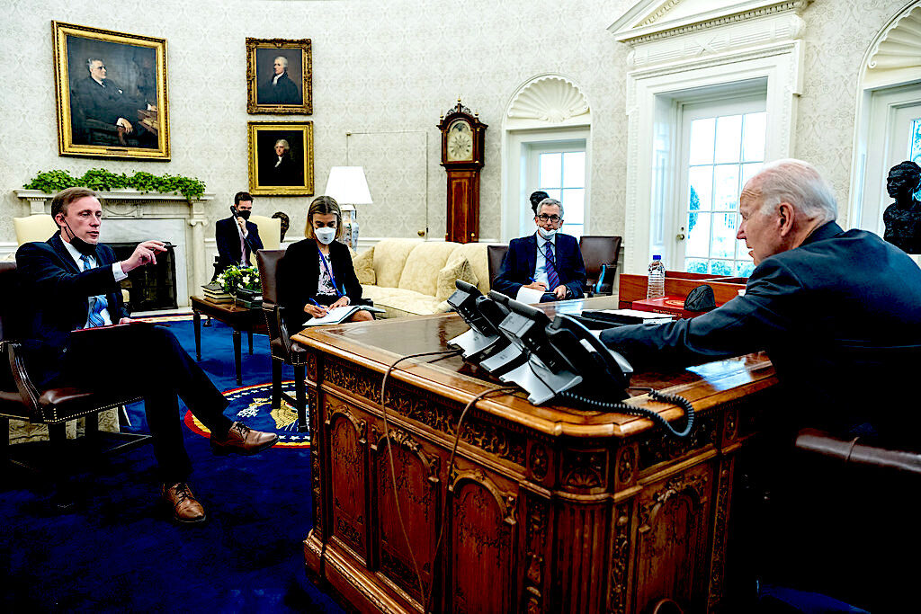 Cliquer pour agrandir jake sullivan et joe biden