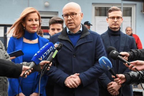 serbie Miloš Vučević ministre de la Défense de Belgrade