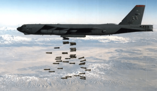 avion qui largue des bombes