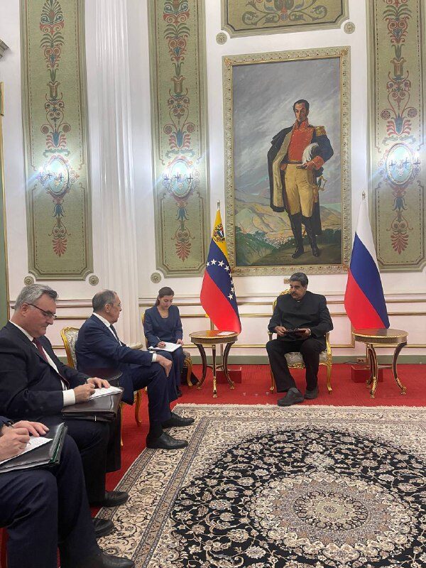 Nicolas maduro serguei lavrov
