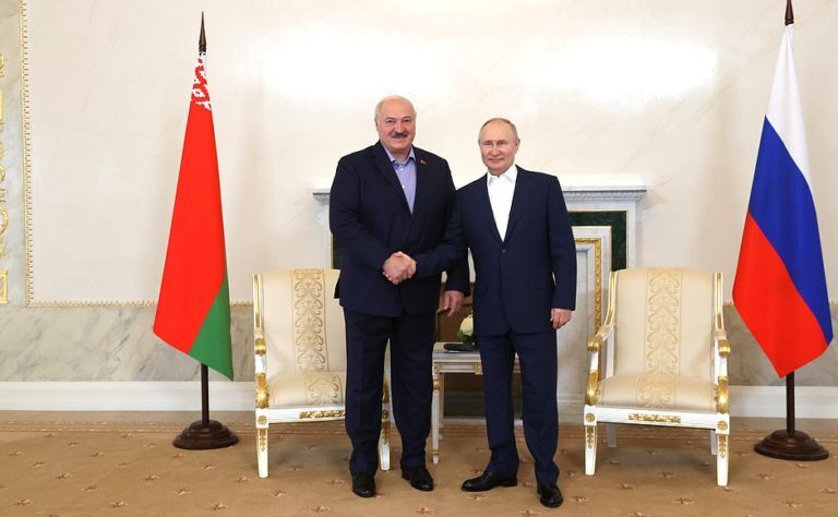 Vladimir Poutine et  Alexandre Loukachenko