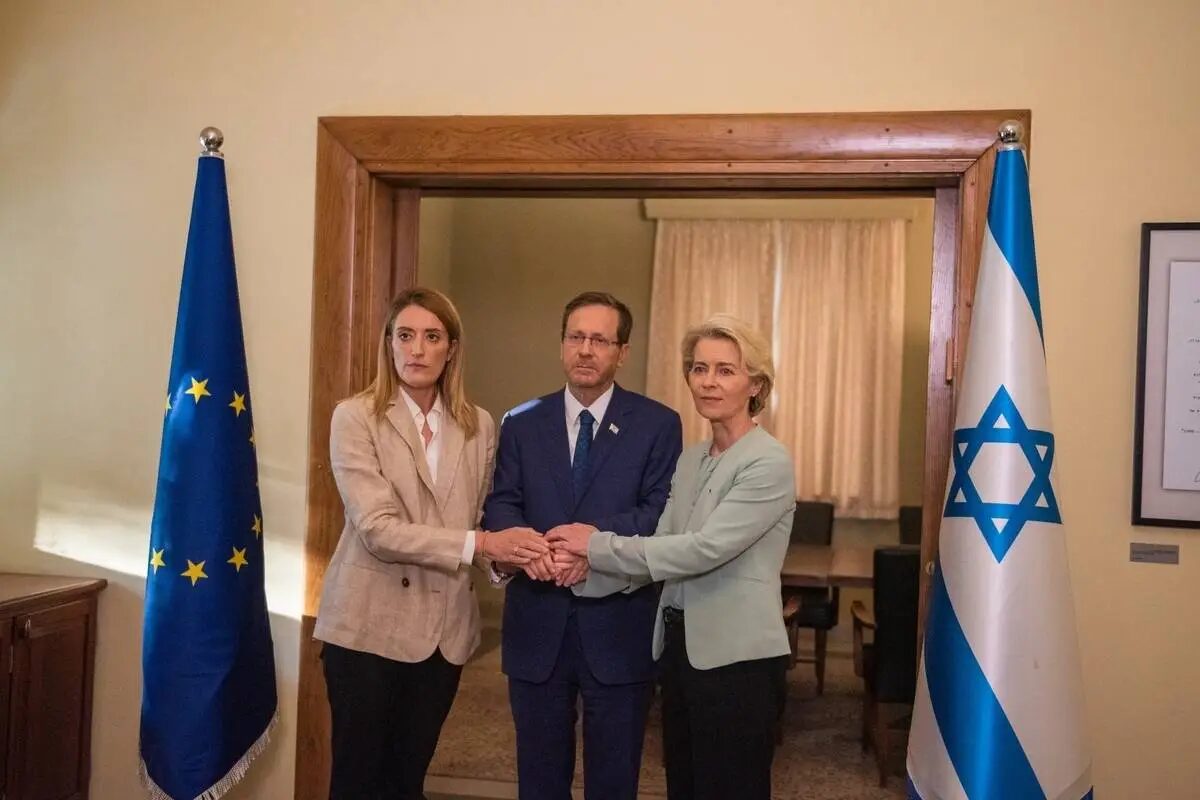 Cliquer pour agrandir URSULA VON DER LEYEN à ISRAEL
