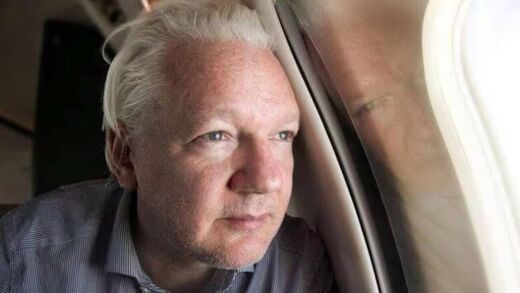 Julian Assange sorti de la prison de Belmars