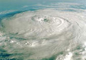 Cyclonic storm Nilam India satellit pic