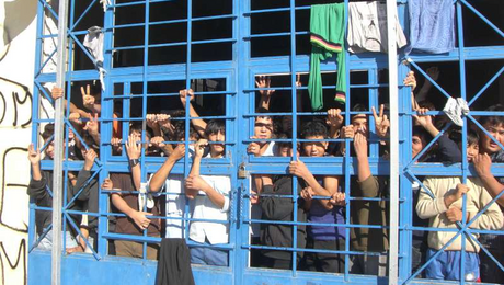 Childs migrants in Greece
