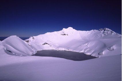 Ruapehu crater under snow