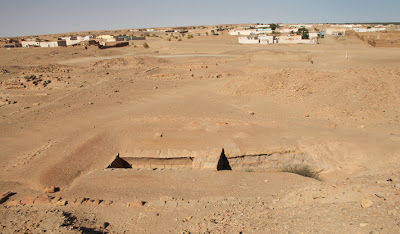 Les restes de la pyramide de Piye. Image credit: Geoff Emberling 