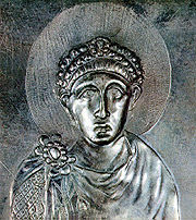 Portrait de l’empereur sur le missorium de Théodose