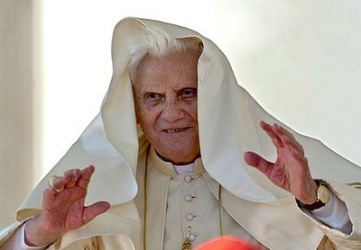 Pope Vader_Benedict XVI_Benoît XVI