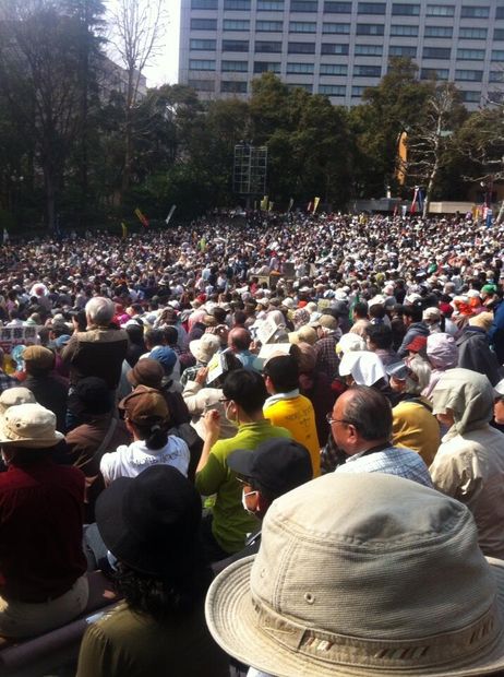 Manifestation au-delà du nucléaire_Parc Hibiya_Tokyo