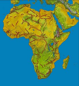Cartes_Afrique_Mercator_En superposant ces massifs de Mercator (en rouge) avec une carte topographique moderne de l' Afrique, on se rend compte de la très haute précision de l'ancien géographe