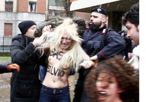 Arrestation d'une Femen, Inna Shevschenko